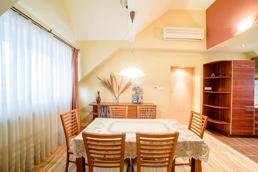 Park Apartment Krakow Exterior photo